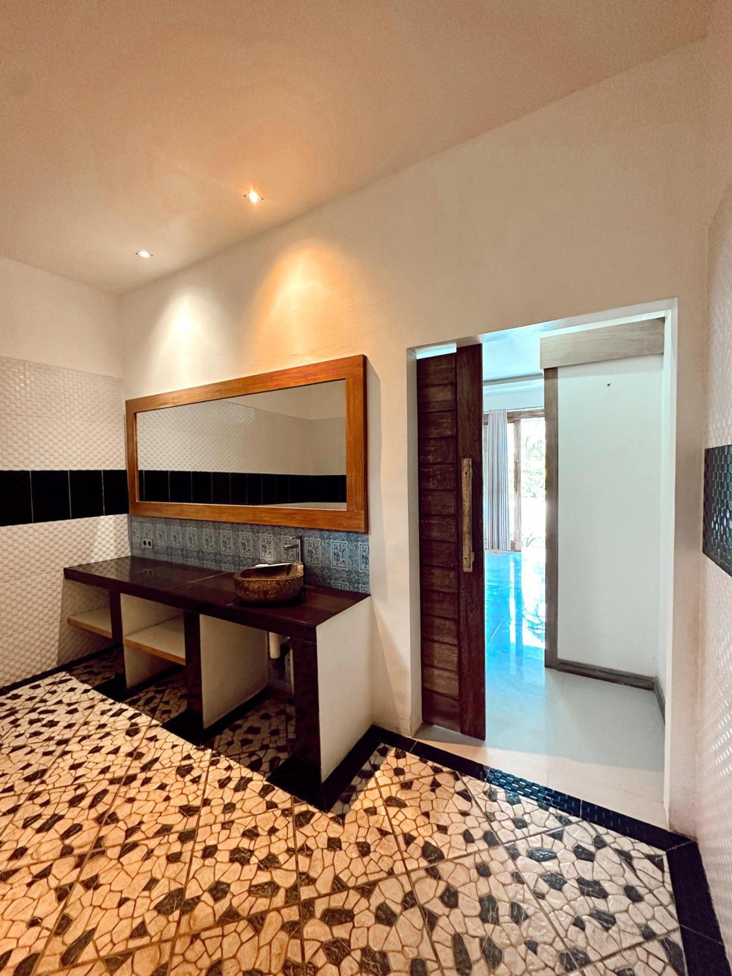 Hotel Hi5 Kuta Kuta  Exteriér fotografie