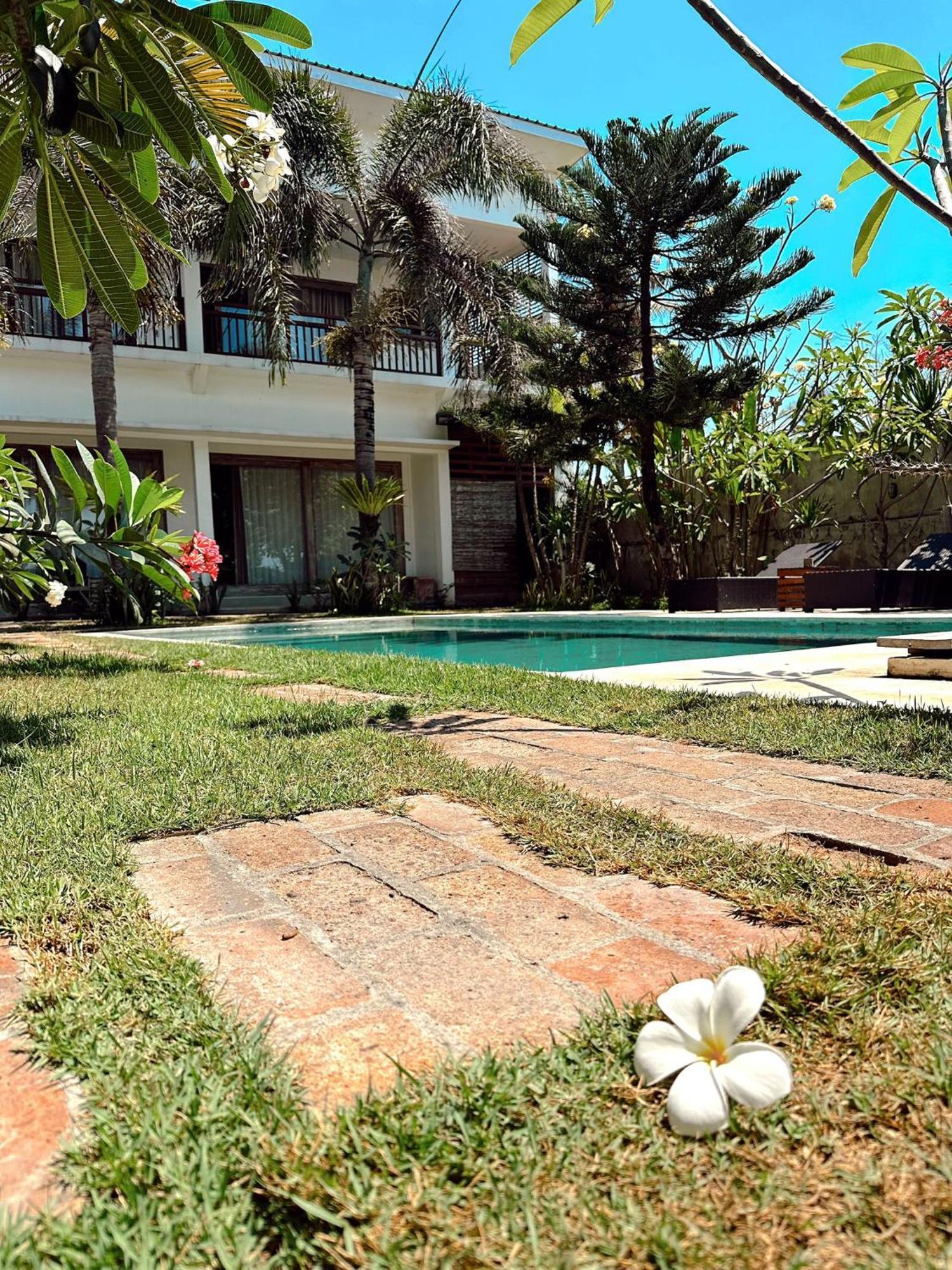 Hotel Hi5 Kuta Kuta  Exteriér fotografie