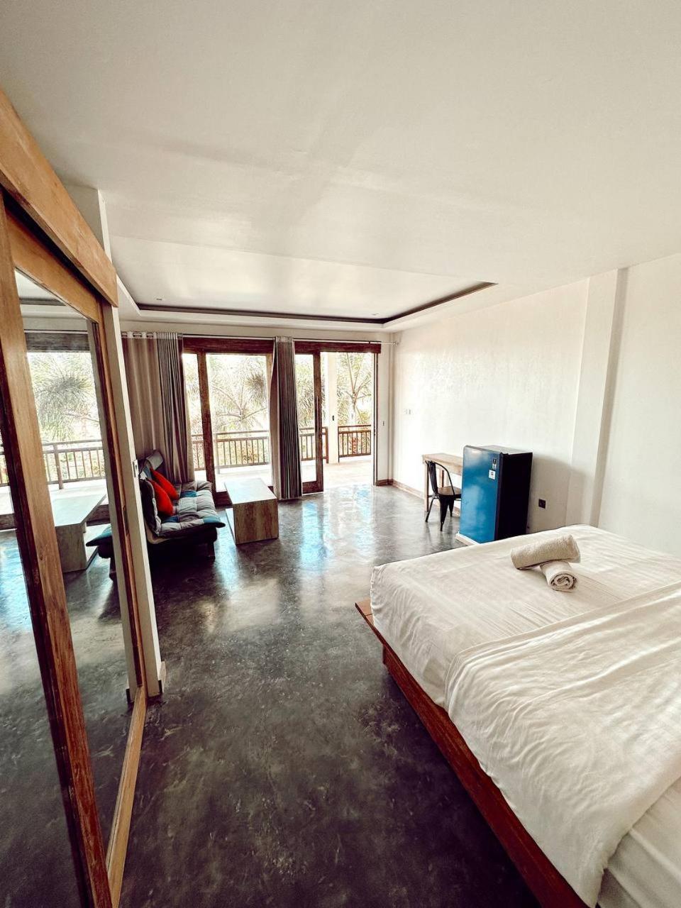 Hotel Hi5 Kuta Kuta  Pokoj fotografie